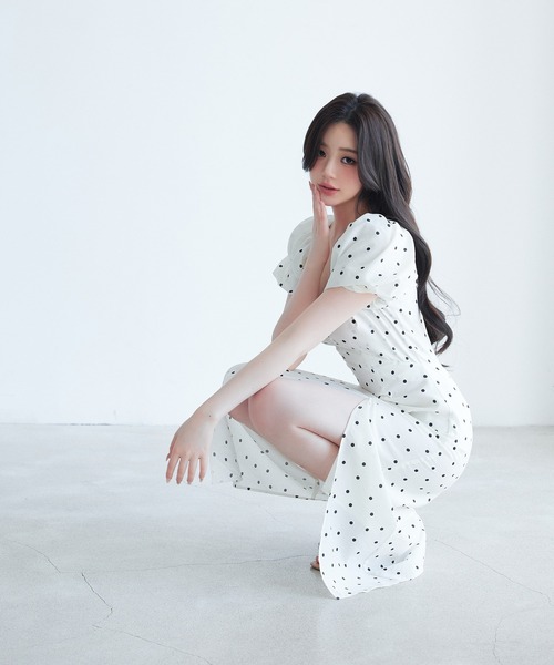 VEILA(ヴェイラ)の「フレンチパフスリーブドットワンピース(ワンピース・レディース・ピンク/ホワイト・S/M)」の16枚目の写真