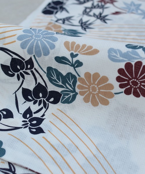 utatane(ウタタネ)の「キッズ浴衣3点セット utatane きなりにえんじとからしの花輪(浴衣・キッズ・キナリ・110cm/100cm/120cm/130cm)」の10枚目の写真