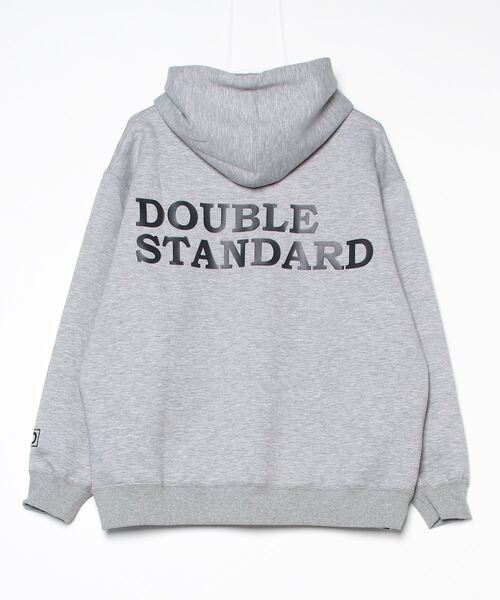 DOUBLE STANDARD CLOTHING（ダブルスタンダードクロージング）の「NOモノフィラエアクッションパーカー（パーカー・レディース・ブラック/グレー・FREE）」の5枚目の写真