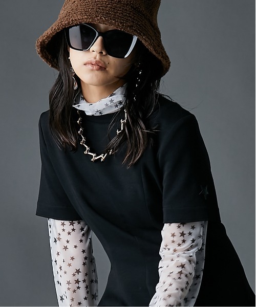 GEVS.（ジェイヴィス）の「星プリントハイネックプルオーバー(透け素材)＜大きいサイズ有＞GEVS.（Tシャツ/カットソー・レディース・アイボリー/ブラック・M/L/LL/3L/4L/5L）」の20枚目の写真