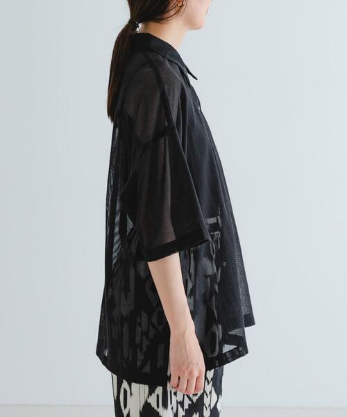 URBAN RESEARCH（アーバンリサーチ）の「コットンカラミシアーオーバーシャツ（シャツ/ブラウス・レディース・ブラック/オフホワイト・FREE）」の11枚目の写真