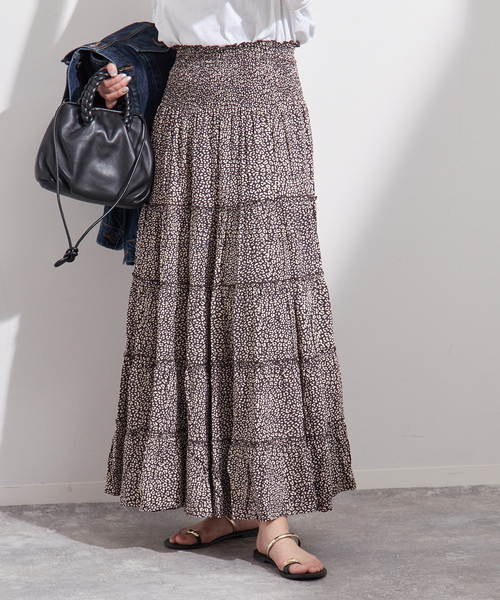 journal standard L'essage(ジャーナルスタンダードレサージュ)の「《追加》《別注》【LUSANA / ルサーナ】RUFFLE TIRED MAXI SKIRT:スカート(スカート・レディース・オートミール/ブラック系その他・SMALL)」の1枚目の写真