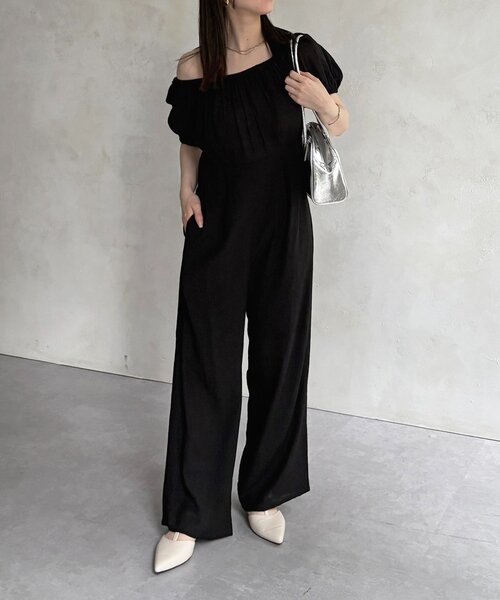 Thevon（ゼボン）の「スクエアネックオールインワン（つなぎ/オールインワン・レディース・ブラック/ベージュ・S/M）」の2枚目の写真