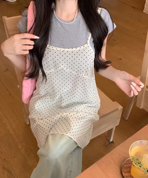 shopnikoniko（ショップニコニコ）の「キャミワンピース チュニック丈 ドット柄 シアードットチュニック（チュニック・レディース・ホワイト・フリー）」の2枚目の写真