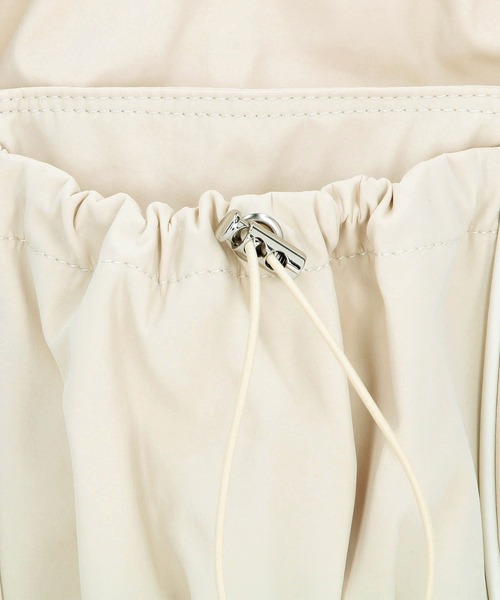 NICOLE white（ニコルホワイト）の「巾着ショルダーBAG（ショルダーバッグ・レディース・ブラック/グレー/アイボリー・FREE）」の5枚目の写真