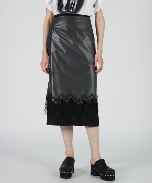 PRANK PROJECT（プランクプロジェクト）の「PVCレイヤードミディスカート / PVC Layered Midi Skirt（スカート・レディース・ブラック/ホワイト・36/38）」の16枚目の写真