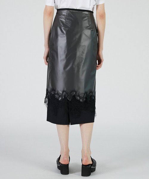 PRANK PROJECT（プランクプロジェクト）の「PVCレイヤードミディスカート / PVC Layered Midi Skirt（スカート・レディース・ブラック/ホワイト・36/38）」の18枚目の写真