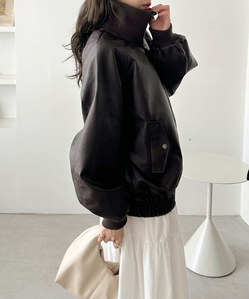 Ada.（エイダ）の「リブ スタンドネック オーバーサイズ フェイクレザー ブルゾン（ブルゾン・レディース・ブラック/ブラウン・M）」の17枚目の写真