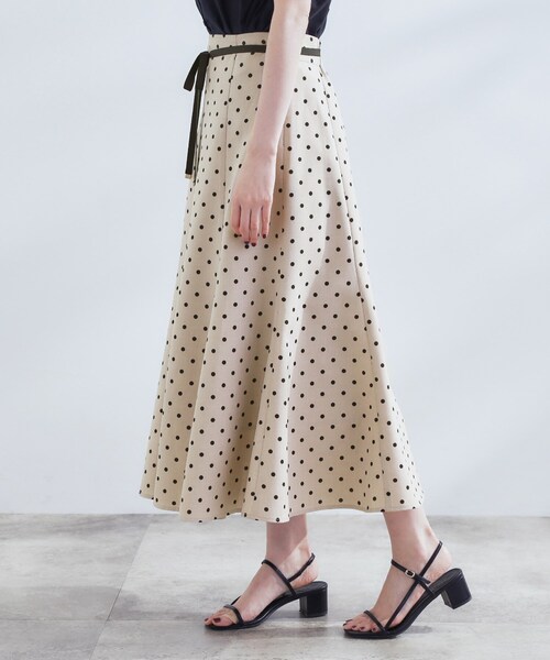 grove（グローブ）の「ドットで華やぐ　軽やかマーメイドスカート（スカート・レディース・チャコール/ベージュ系/ダークグリーン・01/02/03/04/05）」の19枚目の写真