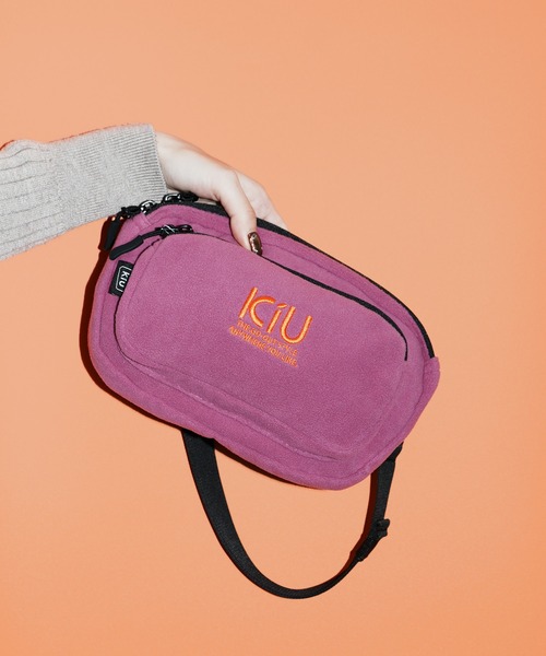KiU（キウ）の「フリース 2WAYミニショルダーバッグ（ショルダーバッグ・レディース・ターコイズブルー/マジェンタ/ライトイエロー・FREE）」の3枚目の写真