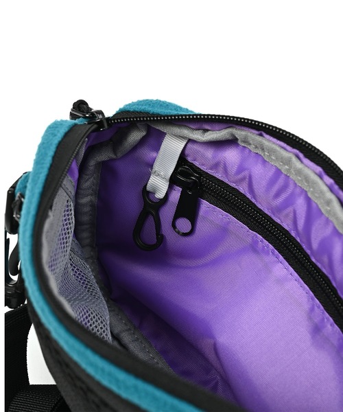 KiU（キウ）の「フリース 2WAYミニショルダーバッグ（ショルダーバッグ・レディース・ターコイズブルー/マジェンタ/ライトイエロー・FREE）」の16枚目の写真