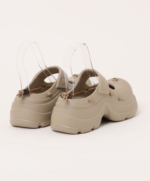 ammy.（エイミードット）の「【 ammy. / エイミードット 】 ボリュームソール クラッド トラック シューズ（スニーカー・レディース・ブラック/ベージュ・M/L/XL）」の3枚目の写真