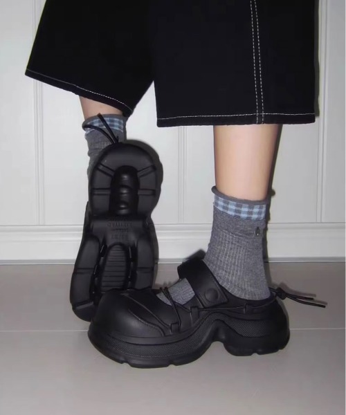 ammy.（エイミードット）の「【 ammy. / エイミードット 】 ボリュームソール クラッド トラック シューズ（スニーカー・レディース・ブラック/ベージュ・M/L/XL）」の5枚目の写真