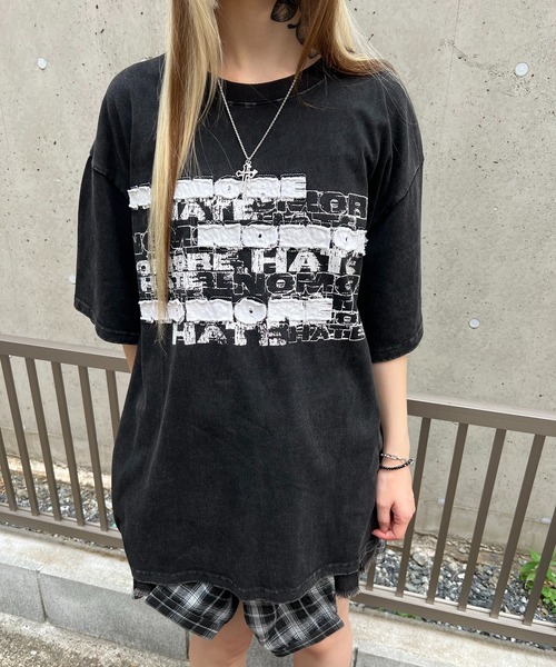 Figments(フィグメンツ)の「ロゴパッチビッグT(Tシャツ/カットソー・レディース・ホワイト/スミクロ・FREE)」の2枚目の写真
