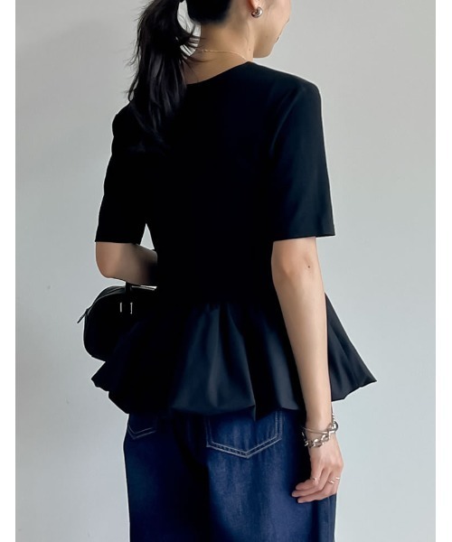 Re:EDIT(リエディ)の「フライス異素材切り替え裾バルーン半袖トップス(Tシャツ/カットソー・レディース・ホワイト/ブラック・MEDIUM/LARGE)」の7枚目の写真