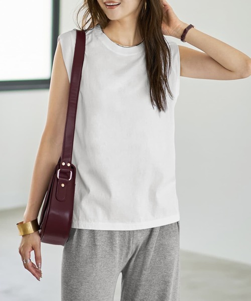 STYLE DELI(スタイルデリ)の「さらさらスムースなワイド幅ノースリトップス(Tシャツ/カットソー・レディース・ホワイト/ブラウン/グリーン・FREE)」の2枚目の写真