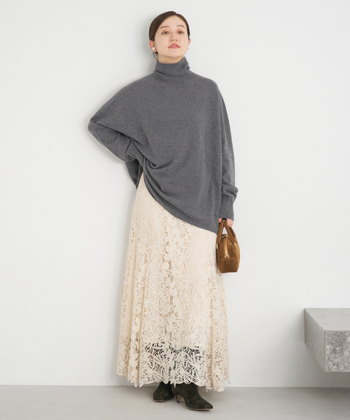 IENA（イエナ）の「Fineニュージーウール ハイネックプルオーバー（ニット/セーター・レディース・グレー/ベージュ系その他/ブラック・FREE）」の20枚目の写真