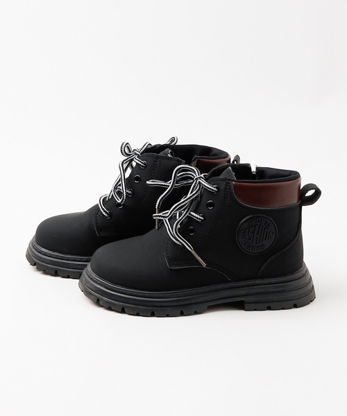 URBAN CHERRY（アーバンチェリー）の「ハイカットトレッキングスニーカー（ブーツ・キッズ・ブラック/ブラウン・21.5cm/20.5cm/20.0cm/19.5cm/19.0cm/18.5cm）」の15枚目の写真