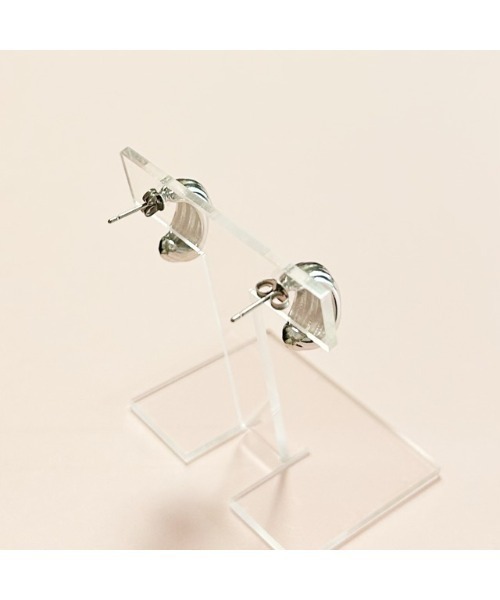 tone(トーン)の「【Seolrem】メタルシンプルハーフフープピアス(MA)(ピアス(両耳用)・レディース・シルバー/ゴールド・FREE)」の5枚目の写真