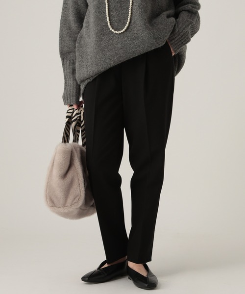 Elura（エルーラ）の「スリムウォームテーパードパンツ＜低身長サイズあり＞/591844（スラックス・レディース・ベージュ/ブラック/チャコールグレー/ライトグレー/ブラック×ホワイト・LARGE/MEDIUM/FREE(S)）」の10枚目の写真