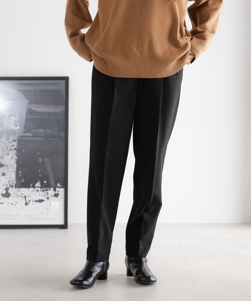 Elura（エルーラ）の「スリムウォームテーパードパンツ＜低身長サイズあり＞/591844（スラックス・レディース・ベージュ/ブラック/チャコールグレー/ライトグレー/ブラック×ホワイト・LARGE/MEDIUM/FREE(S)）」の6枚目の写真