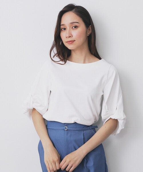 index(インデックス)の「パフスリーブツイストタックトップス【洗濯機可/接触冷感/UVケア】(Tシャツ/カットソー・レディース・ブラウン系その他/ベージュ系その他7/ホワイト系9/ネイビー/サンドベージュ・40/42/38/36)」の2枚目の写真