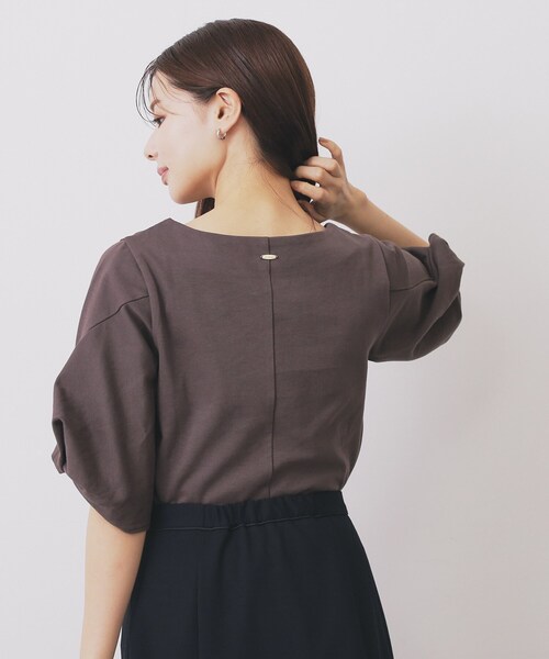 index(インデックス)の「パフスリーブツイストタックトップス【洗濯機可/接触冷感/UVケア】(Tシャツ/カットソー・レディース・ブラウン系その他/ベージュ系その他7/ホワイト系9/ネイビー/サンドベージュ・40/42/38/36)」の21枚目の写真