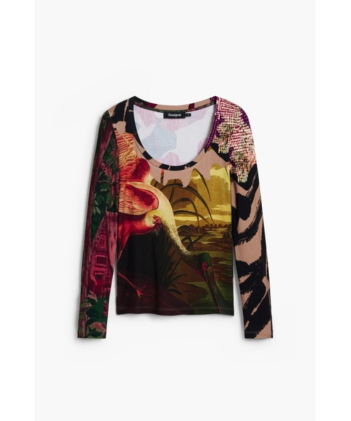 Desigual(デシグアル)の「クリスチャン・ラクロワ オリエンタルプリント 長袖Tシャツ(Tシャツ/カットソー・レディース・レッド・S/M/L/XL/XS)」の2枚目の写真