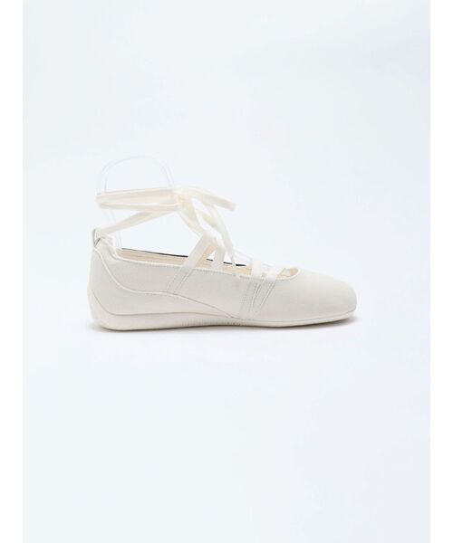PUMA(プーマ)の「【PUMA】Speedcat Ballet SD x ROSE(バレエシューズ・レディース・ホワイト・23/23.5/24/24.5/25)」の4枚目の写真