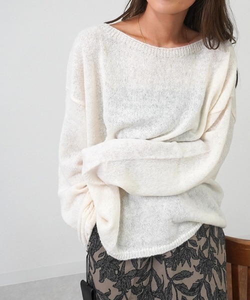 gossara(ゴサラ)の「ルーズフィットボートネックPO(ニット/セーター・レディース・アイボリー/チャコール/ベージュ・FREE)」の1枚目の写真