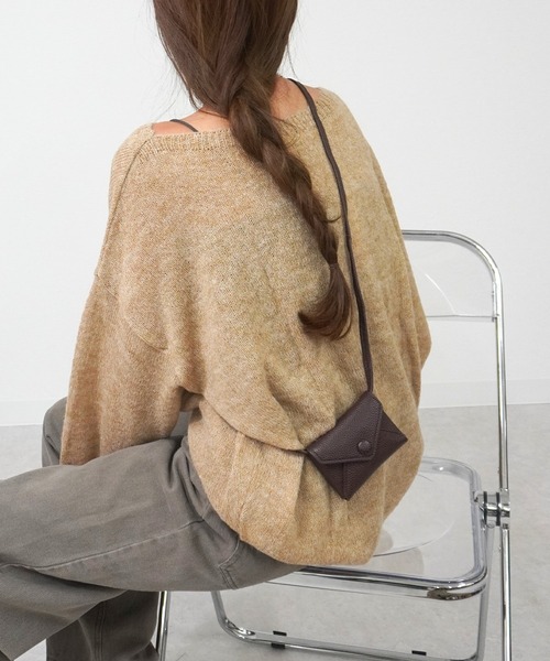 gossara(ゴサラ)の「ルーズフィットボートネックPO(ニット/セーター・レディース・アイボリー/チャコール/ベージュ・FREE)」の6枚目の写真