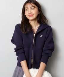 JUSGLITTY（ジャスグリッティー）の「オフショル風ベロアカット（T