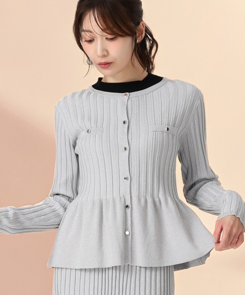 MISCH MASCH（ミッシュマッシュ）の「2025秋冬新作 ワイドリブ配色ペプラムカーディガン（カーディガン/ボレロ・レディース・グレー/ベージュ/ブラック・ﾌﾘ-）」の3枚目の写真