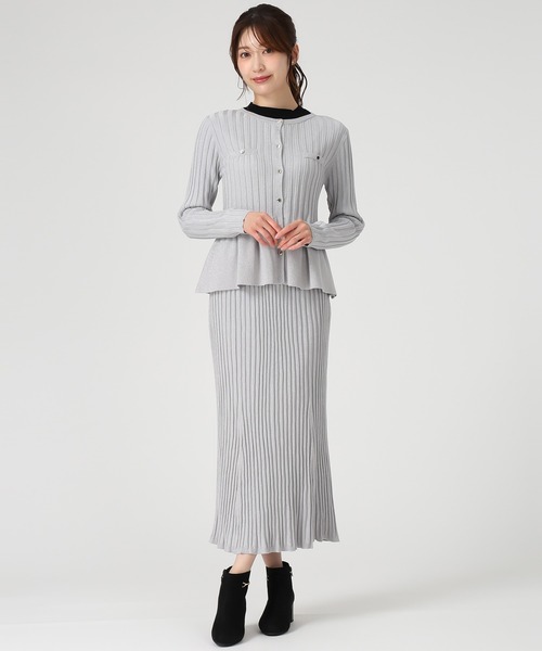 MISCH MASCH（ミッシュマッシュ）の「2025秋冬新作 ワイドリブ配色ペプラムカーディガン（カーディガン/ボレロ・レディース・グレー/ベージュ/ブラック・ﾌﾘ-）」の19枚目の写真