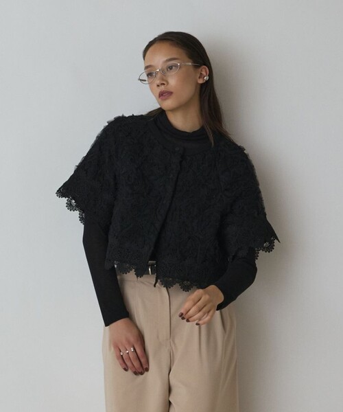 Diagram（ダイアグラム）の「フラワー刺繍ニットカーディガン（カーディガン/ボレロ・レディース・ブラック/ホワイト・36）」の2枚目の写真