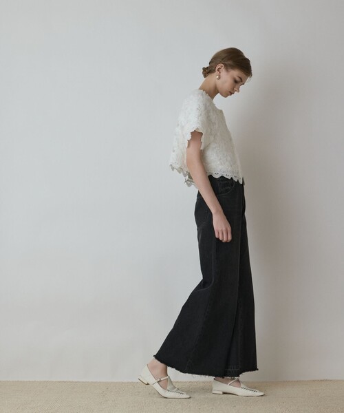 Diagram（ダイアグラム）の「フラワー刺繍ニットカーディガン（カーディガン/ボレロ・レディース・ブラック/ホワイト・36）」の3枚目の写真