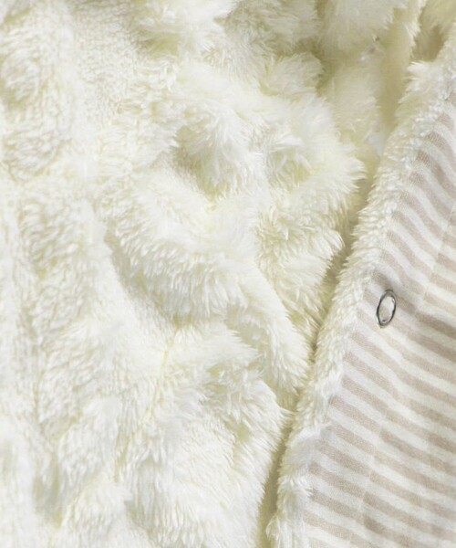 BRANSHES(ブランシェス)の「【ベビー】ケーブル柄クマ耳ベスト(ベスト・キッズ・アイボリー/ブラウン・FREE)」の6枚目の写真