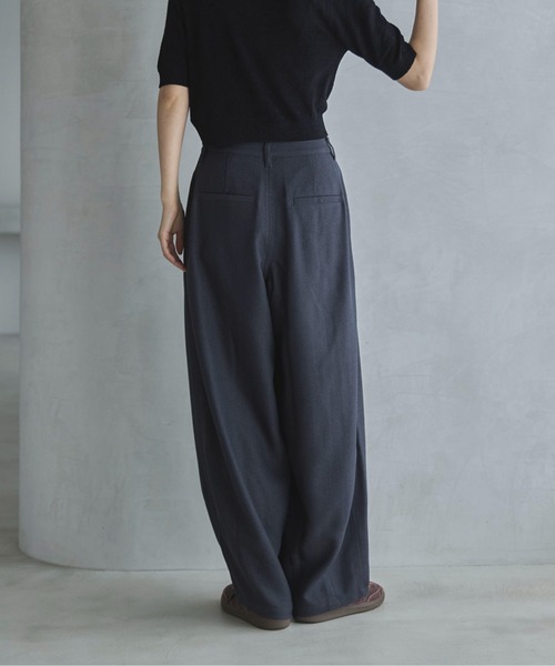 feepur(フェピュール)の「ヘリンボーンバルーンタックパンツ(その他パンツ・レディース・チャコールグレー/ブラウン・マルチサイズ)」の4枚目の写真
