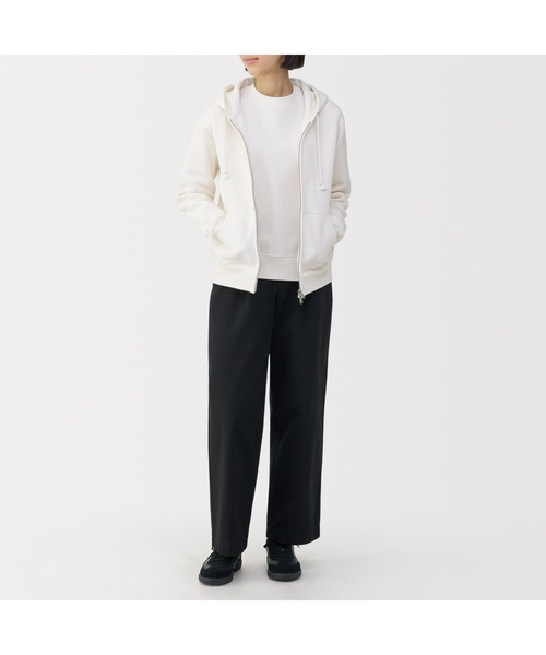 無印良品（ムジルシリョウヒン）の「婦人　柔らかい中敷を使用した　コンビネーションスニーカー（スニーカー・レディース・ブラック/オフホワイト・22.5cm/23.0cm/23.5cm/24.0cm/24.5cm/25.0cm）」の11枚目の写真