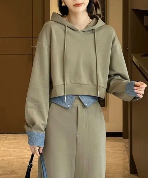 SallyLunn（サリーラン）の「スリットフーディセットアップ（Tシャツ/カットソー・レディース・グリーン/ブラック・MEDIUM/LARGE）」の4枚目の写真