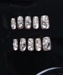 Vini（ヴィニ）の「ハイクオリティー  ネイルチップ パーツあり　/水光ネイル/マグネットネイル/ジェルネイル（ネイルシール/ネイルチップ）」