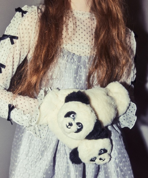 Candy Stripper（キャンディストリッパー）の「PEPE FUR ミトン（手袋・レディース・アイボリー・FREE）」の4枚目の写真