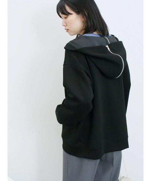 Samansa Mos2 blue（サマンサモスモスブルー）の「ダンボールフードジャケット（ノーカラージャケット・レディース・ブラック/ボルドー/キナリ・F）」の8枚目の写真