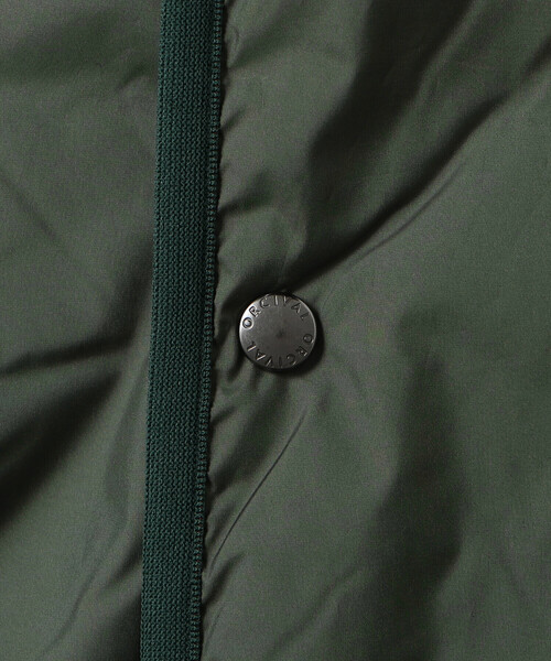 ORCIVAL（オーシバル）の「ORCIVAL | ポリエステルタフタ インナーダウン ベスト MEN（ダウンベスト・メンズ・ブラック/ダークネイビー/グリーン・4/5）」の15枚目の写真