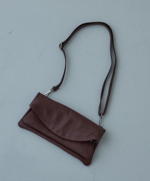 美品　MILLELA FIRENZE 牛革 ショルダーバッグ 斜め掛け　バック セール】【MILLELA FIRENZE】ソフトレザーショルダーバッグ