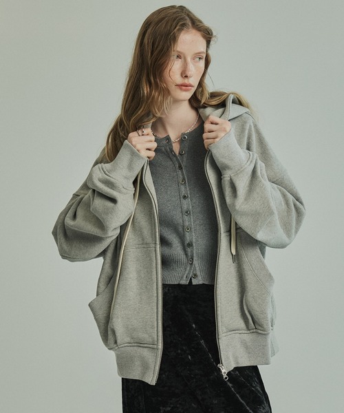 PUBLIC TOKYO(パブリックトウキョウ)の「極 オーバーサイズバルーンフーディ(パーカー・レディース・ライトグレー・FREE)」の2枚目の写真