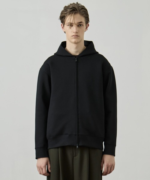 UNITED TOKYO（ユナイテッドトウキョウ）の「COMPACT AIR ダンボールZIPパーカー　大人気/ユニセックス着用可能/洗える/防シワ/速乾/軽量/冬服/スウェット/インナー/保温（パーカー・メンズ・ブラック/ダークグレー/ライトグレー・1/2）」の12枚目の写真