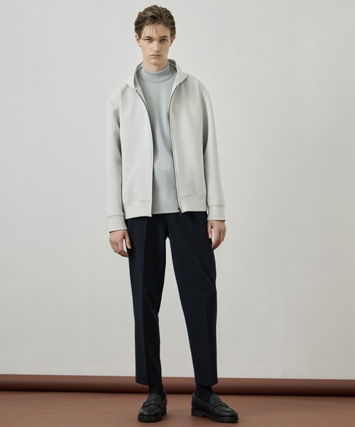 UNITED TOKYO（ユナイテッドトウキョウ）の「COMPACT AIR ダンボールZIPパーカー　大人気/ユニセックス着用可能/洗える/防シワ/速乾/軽量/冬服/スウェット/インナー/保温（パーカー・メンズ・ブラック/ダークグレー/ライトグレー・1/2）」の6枚目の写真