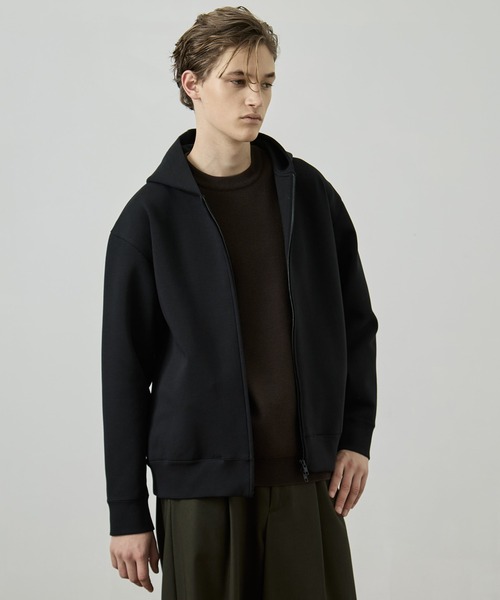 UNITED TOKYO（ユナイテッドトウキョウ）の「COMPACT AIR ダンボールZIPパーカー　大人気/ユニセックス着用可能/洗える/防シワ/速乾/軽量/冬服/スウェット/インナー/保温（パーカー・メンズ・ブラック/ダークグレー/ライトグレー・1/2）」の11枚目の写真