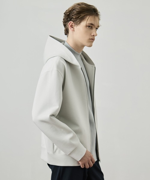 UNITED TOKYO（ユナイテッドトウキョウ）の「COMPACT AIR ダンボールZIPパーカー　大人気/ユニセックス着用可能/洗える/防シワ/速乾/軽量/冬服/スウェット/インナー/保温（パーカー・メンズ・ブラック/ダークグレー/ライトグレー・1/2）」の9枚目の写真